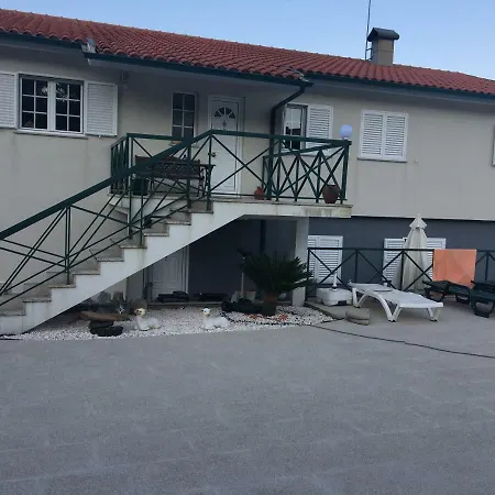 Casa Peixoto منزل للإقامة لاميغو